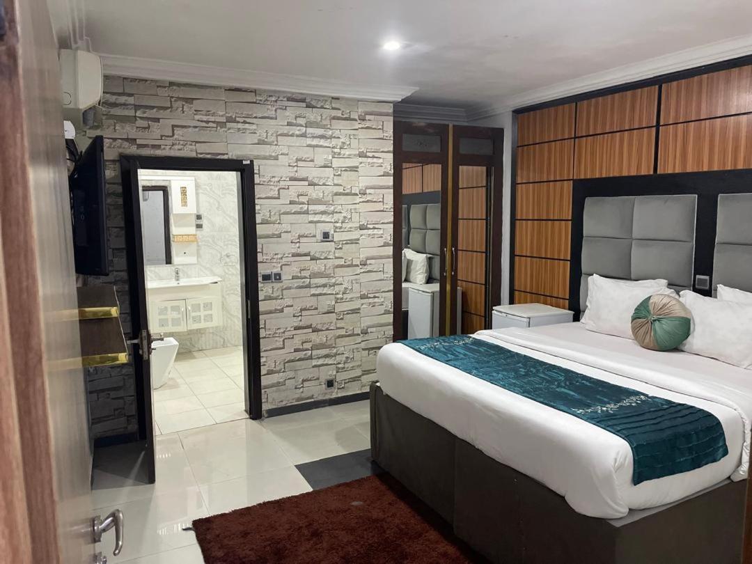 Brick Rock Hotel And Suites Port Harcourt Nigeria Zewnętrze zdjęcie